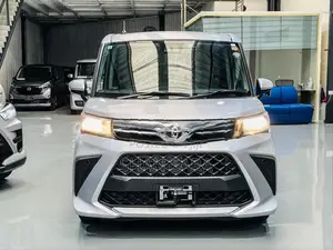 Toyota Roomy x 2023