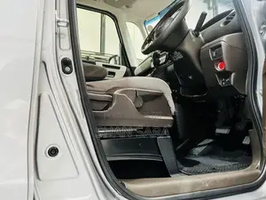 Honda N-Box G 2023
