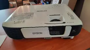 X41 Epson Daylight Projector Lumens 3600