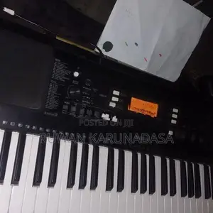 Yamaha PSR e 363 Keyboard