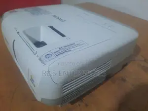 945H Epson Daylight Projector