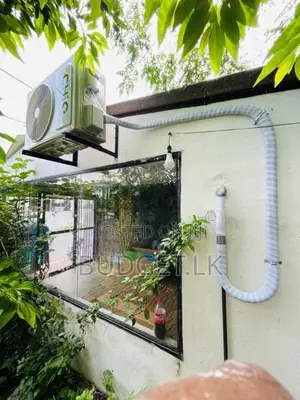 12000BTU CHIQ non inverter Air conditioner