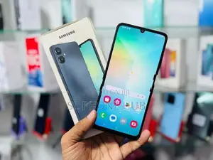 Samsung Galaxy A06 4GB 64GB (Used)