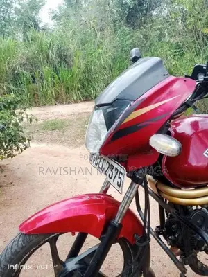 Mahindra Centuro 2016