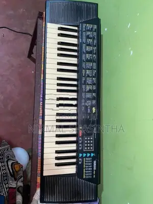 Yamaha PSR-110 Keyboard