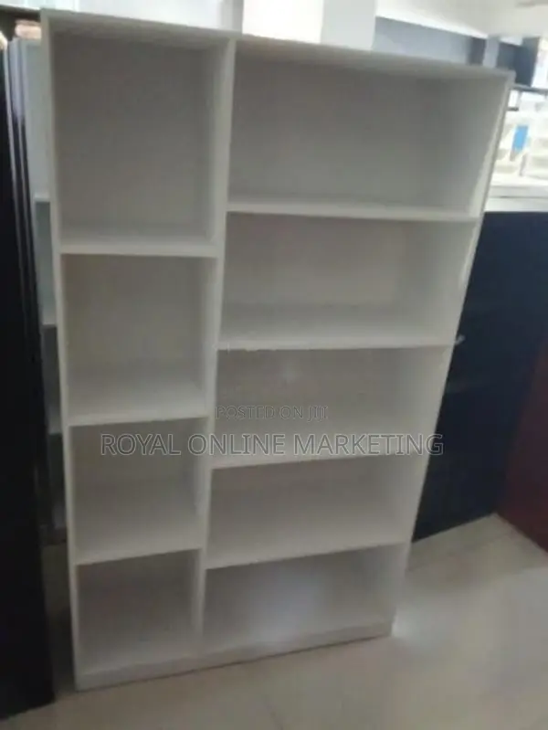 White Book Rack (C-20)