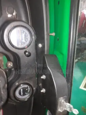 Bajaj RE 2018
