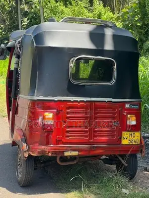 Bajaj RE 2003