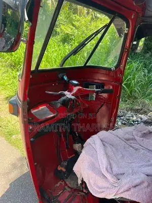 Bajaj RE 2003