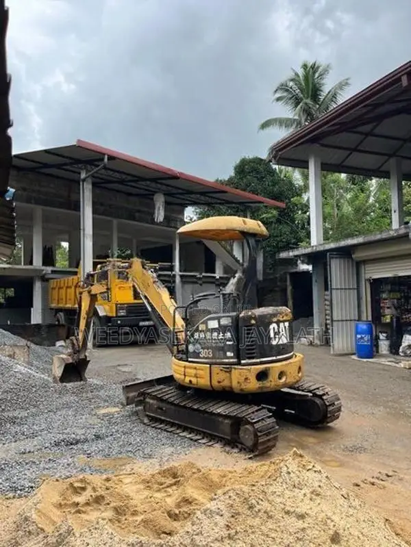 CAT Excavator