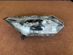Honda Vezel Head Light