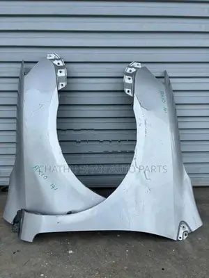 Toyota Axio 141 Fender