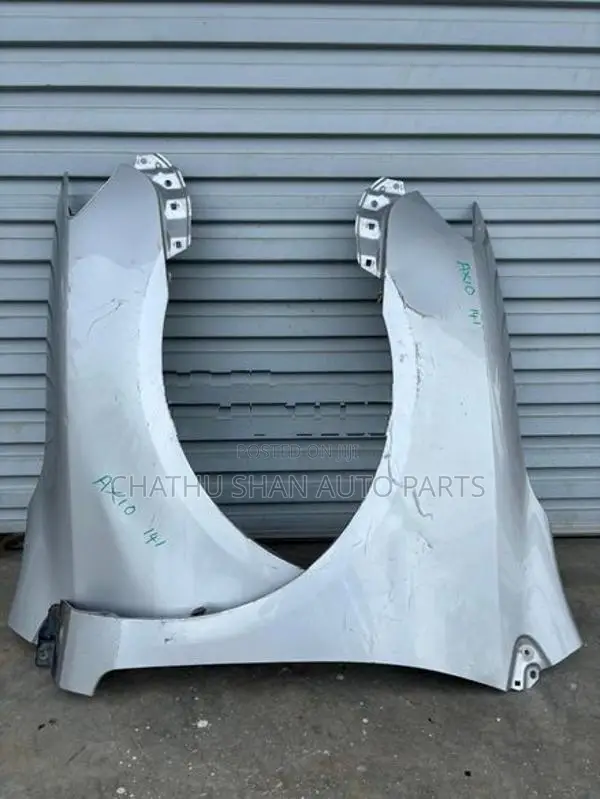 Toyota Axio 141 Fender