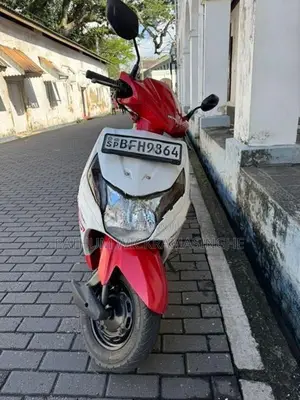 Honda Dio 2017