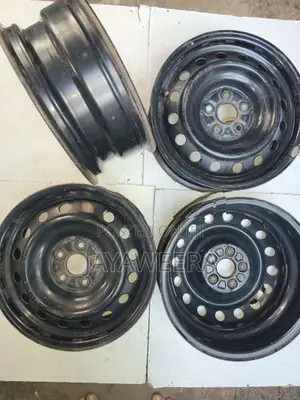 15x6 yakada rim