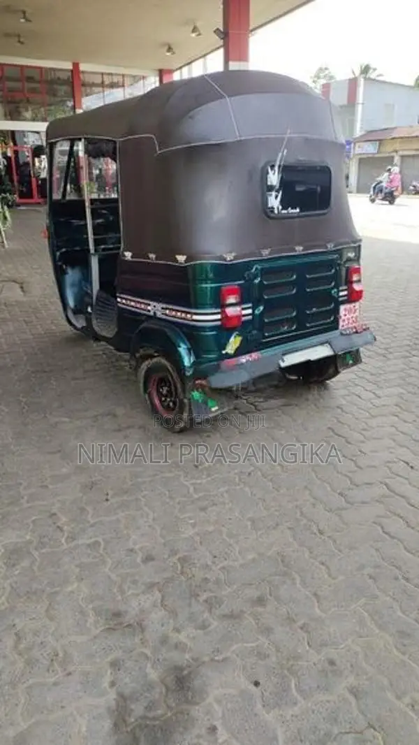 Bajaj RE 2 stroke 2000