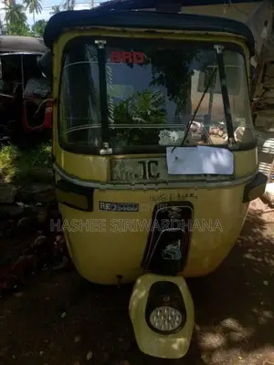 Bajaj RE 2004
