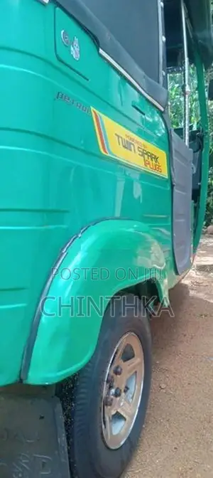 Bajaj RE 4 Stroke 2015