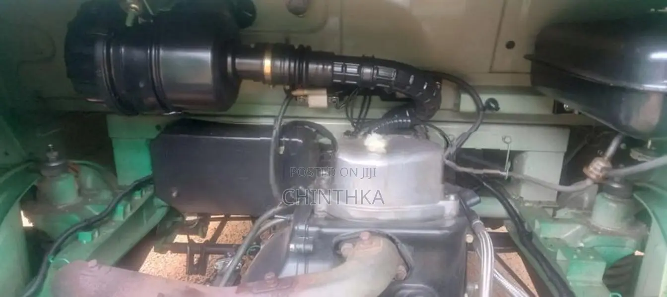 Bajaj RE 4 Stroke 2015