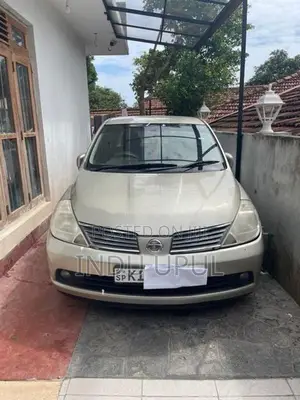 Nissan Tiida 2008