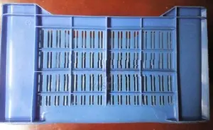 Plastic Crates - 3 Buckets