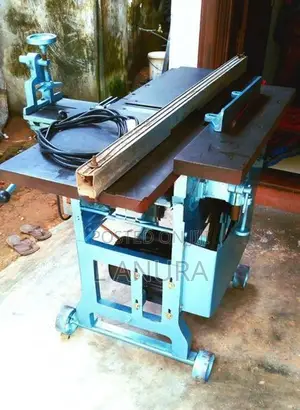 Wood Cutter Machine