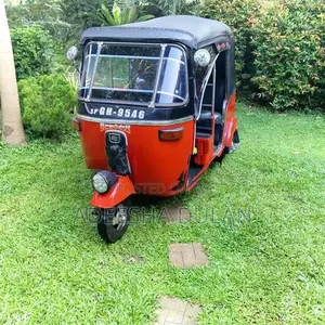 Bajaj RE 2001