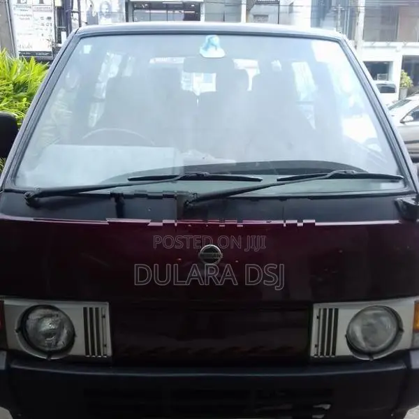 Nissan Vanette 1988