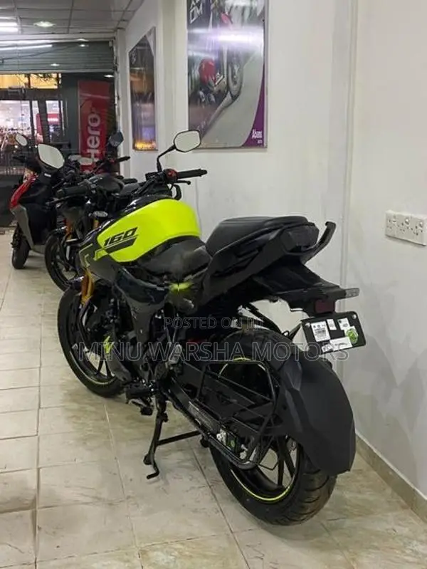 Hero Hunk 160R 2026