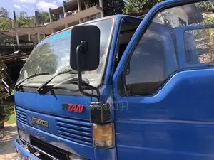 Mazda Titan Crewcab 24V