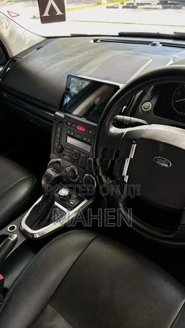 Land Rover Freelander 2012