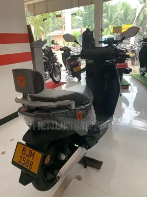 Yadea T5 2024