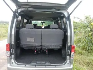 Nissan NV200 2013