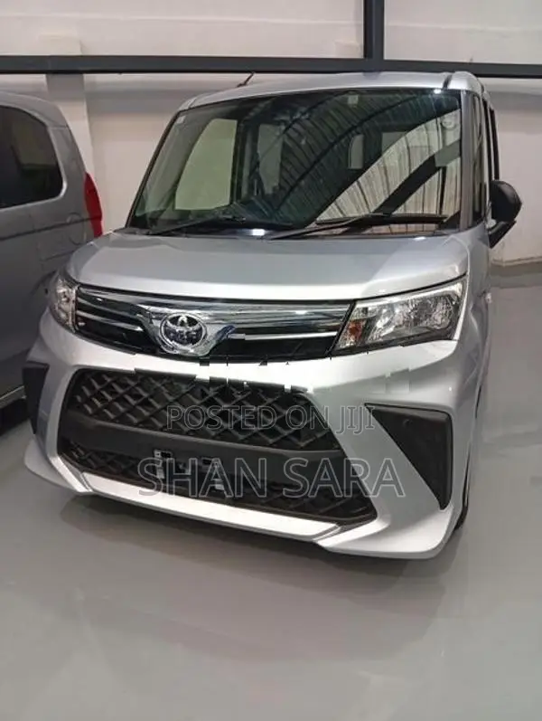 Toyota Roomy X 2023