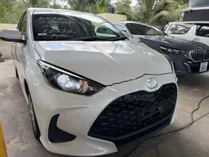 Toyota Yaris X Grade 2025
