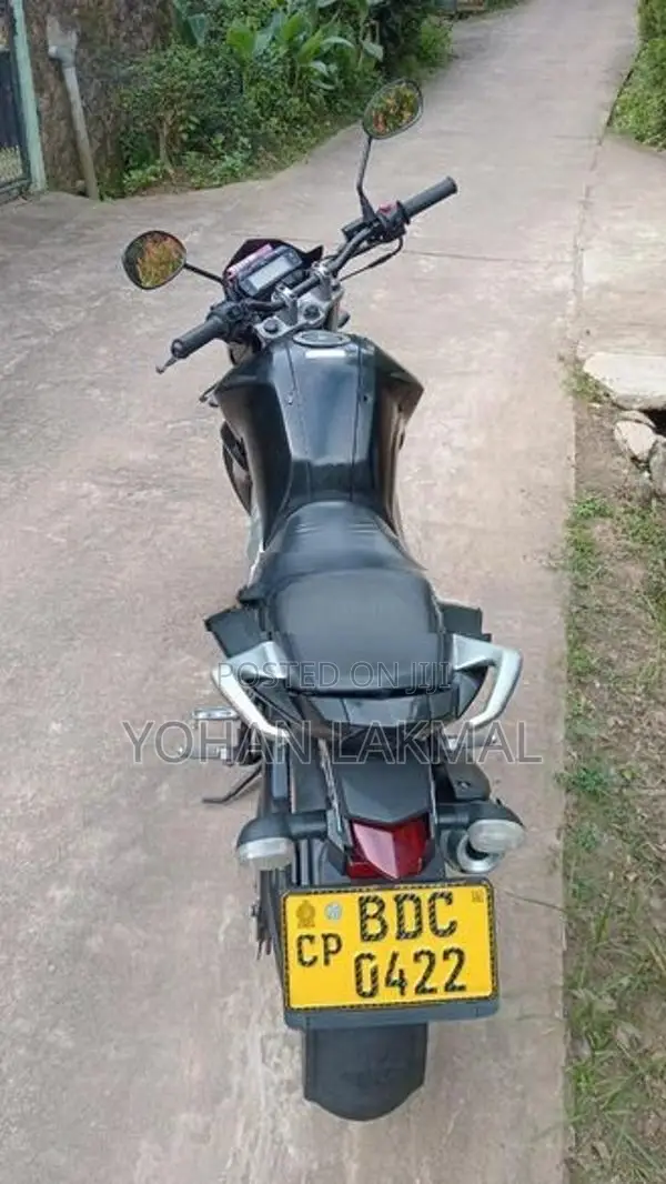 Yamaha FZ 2015