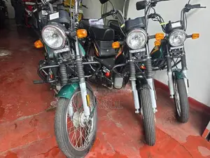 TVS XL 100 2025