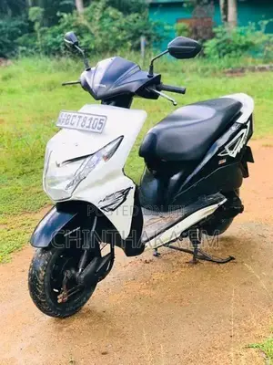 Honda Dio 2015