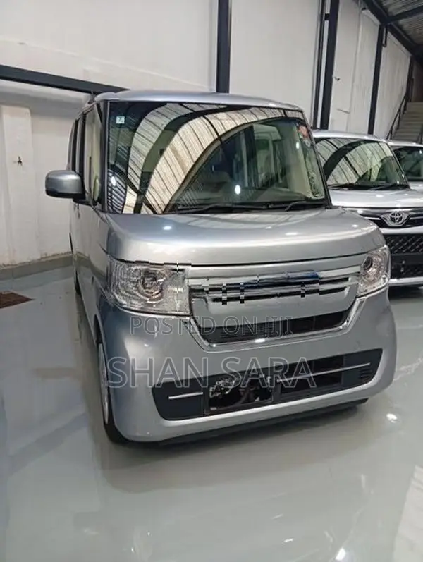 Honda N-Box G 2023