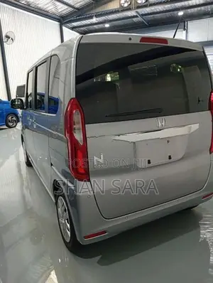 Honda N-Box G 2023
