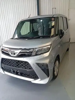 Toyota Roomy x 2023