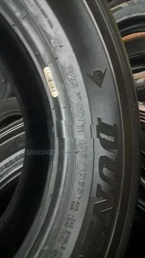 225/70R17 Dunlop Tyres