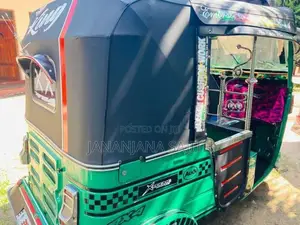 Bajaj RE 2015