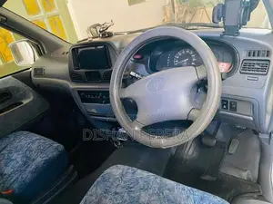 Toyota Noah 2007