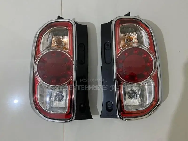 Suzuki Hustler MR41 Tail Light