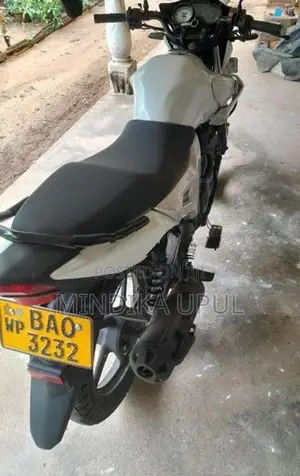 Yamaha SZ-RR 2012