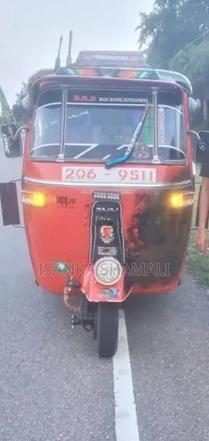 Bajaj RE 1999