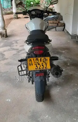 Yamaha SZ-RR 2012