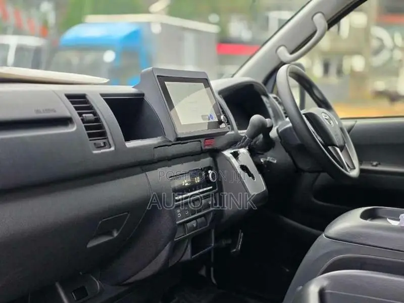 Toyota Hiace 2026