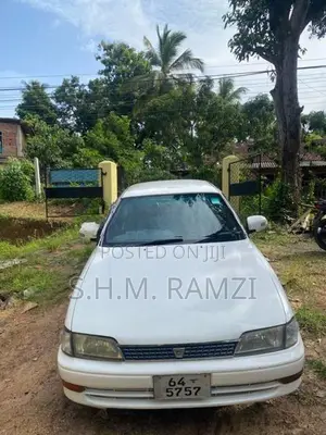 Toyota Camry 1990